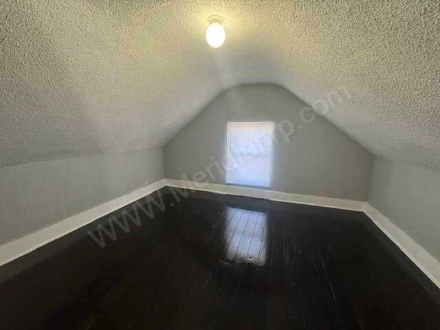 Building Photo - 420 E Masterson Ave