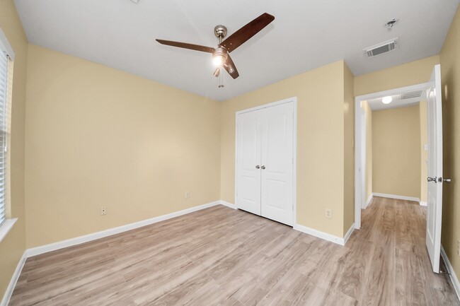 Building Photo - 4131 Fairhope Oak St