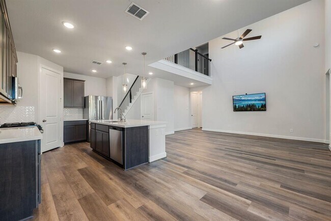 Building Photo - 20914 Kadefield Dr