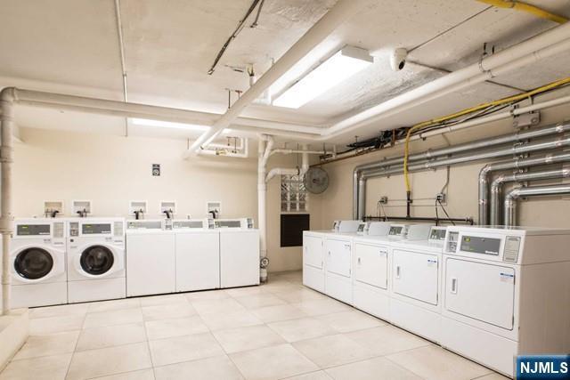 Building Photo - 855 Broad St