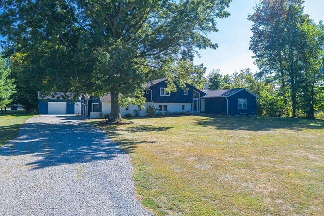 Building Photo - 11850 Beacom Rd