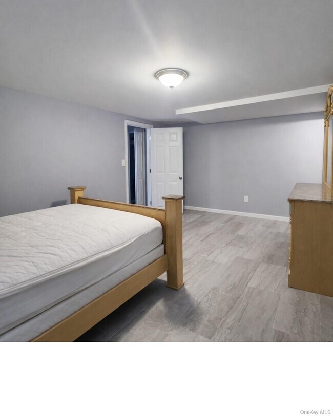 Building Photo - 39 Musket Dr