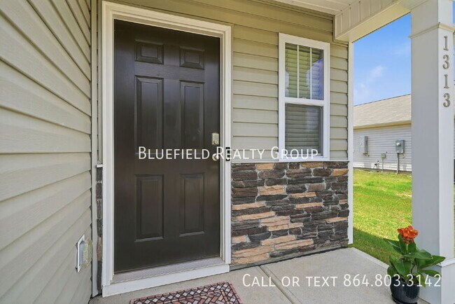 Building Photo - 1313 Duffers Ln