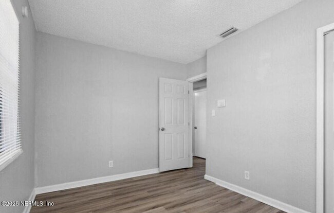 Building Photo - 1731 Melson Ave