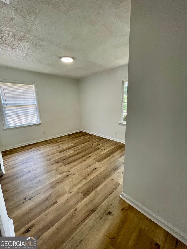 Building Photo - 1595 Winston Dr