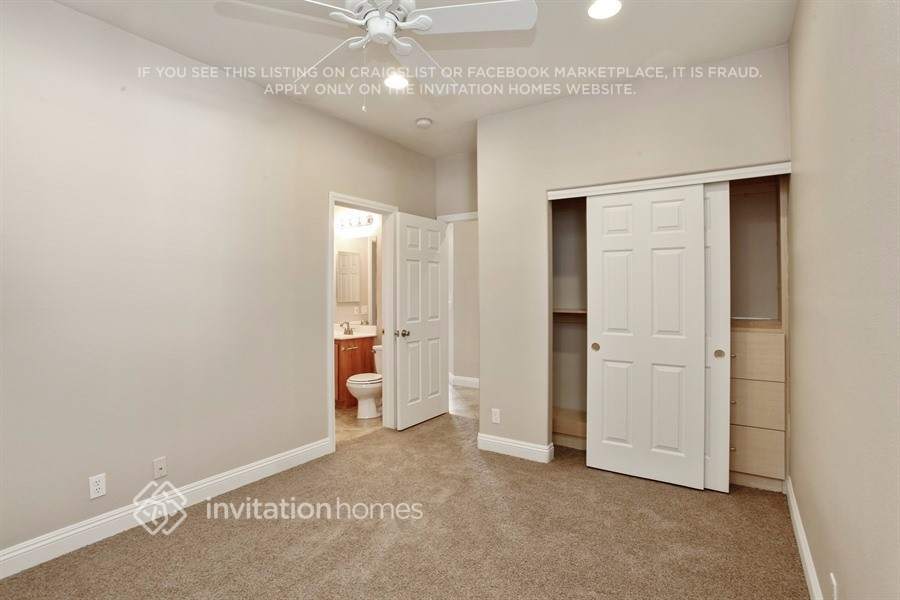 Building Photo - 592 Kavanagh Pl