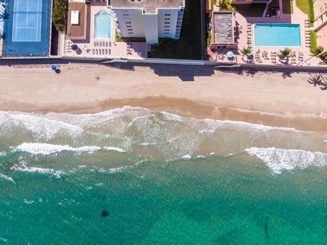 Building Photo - 3540 S Ocean Blvd