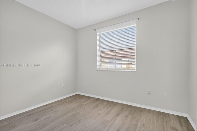 Building Photo - 8425 NW 141st Terrace