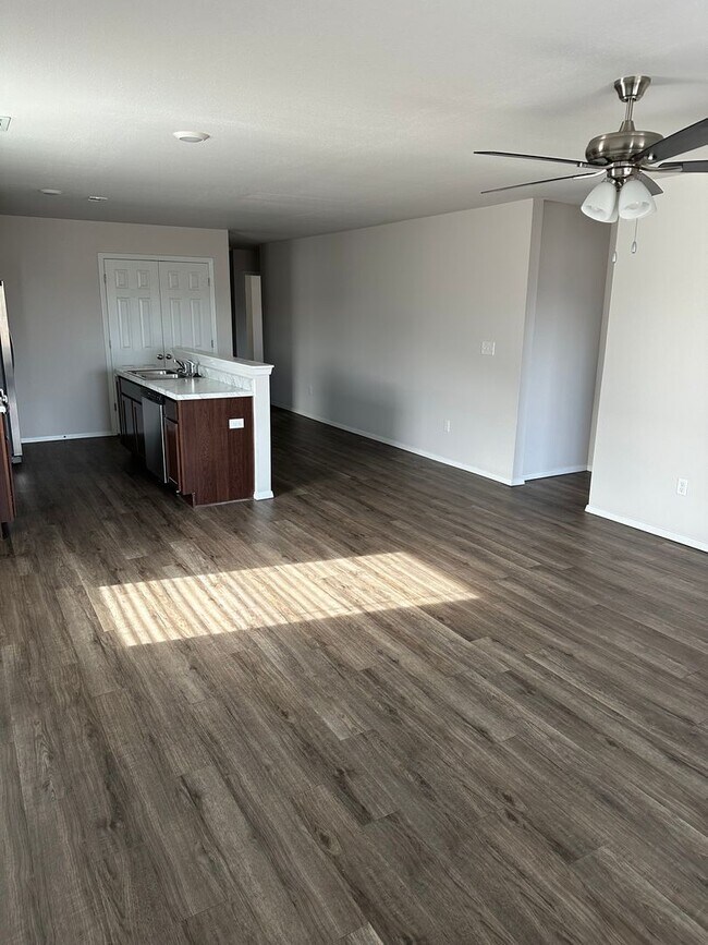 Building Photo - *Rent FREE until May 1- NO HIDDEN FEES!*  NEW Four Bedroom | Two Bath Home in Fort Smith