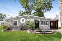 Building Photo - 4371 Beechgrove Dr