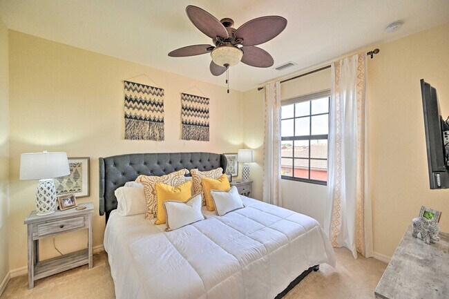 Building Photo - 8992 Cambria Cir