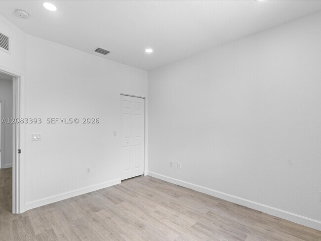 Building Photo - 11628 NW 87th Ln