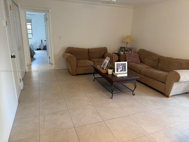 Building Photo - 3582 NE 171 St