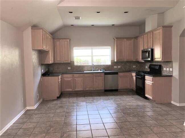 Building Photo - 6535 Silky Moss Dr