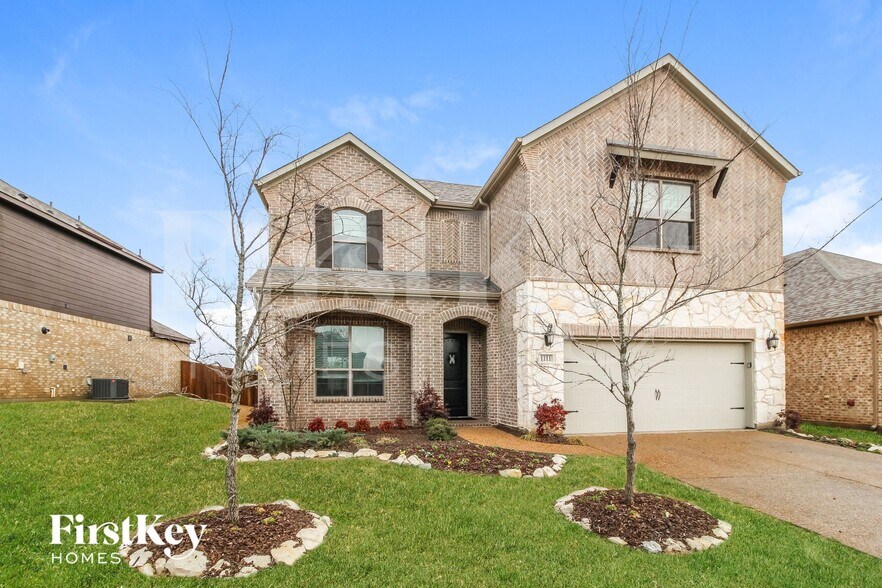 Building Photo - 1111 Elizabeth St