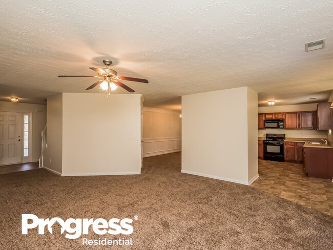 Building Photo - 70 Stony Oak Dr