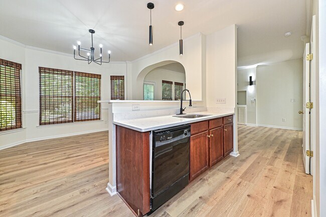 Building Photo - 10208 Old Carolina Dr