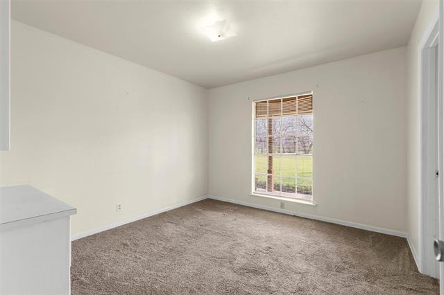 Building Photo - 629 FM697