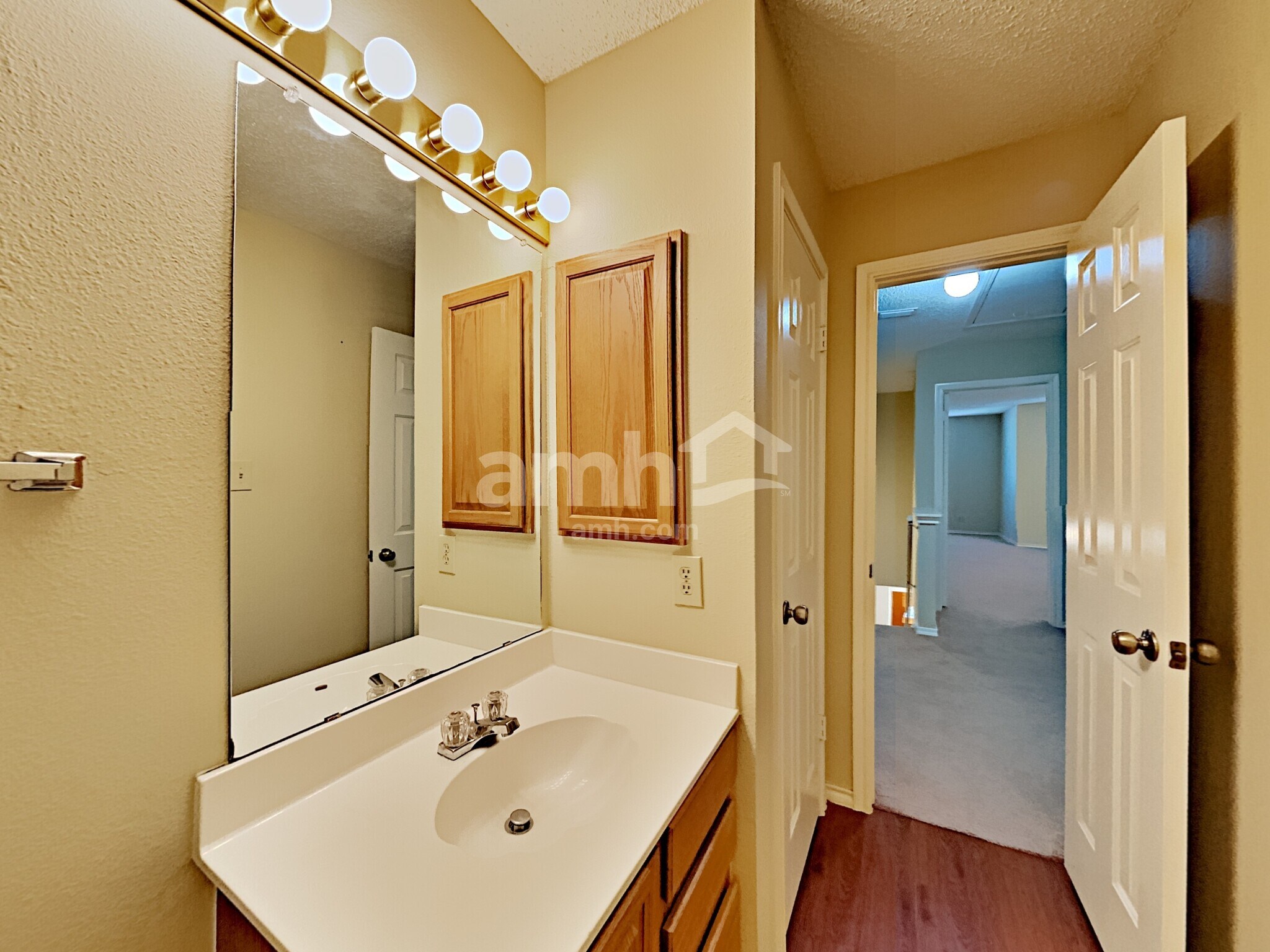 Building Photo - 18027 Redriver Song