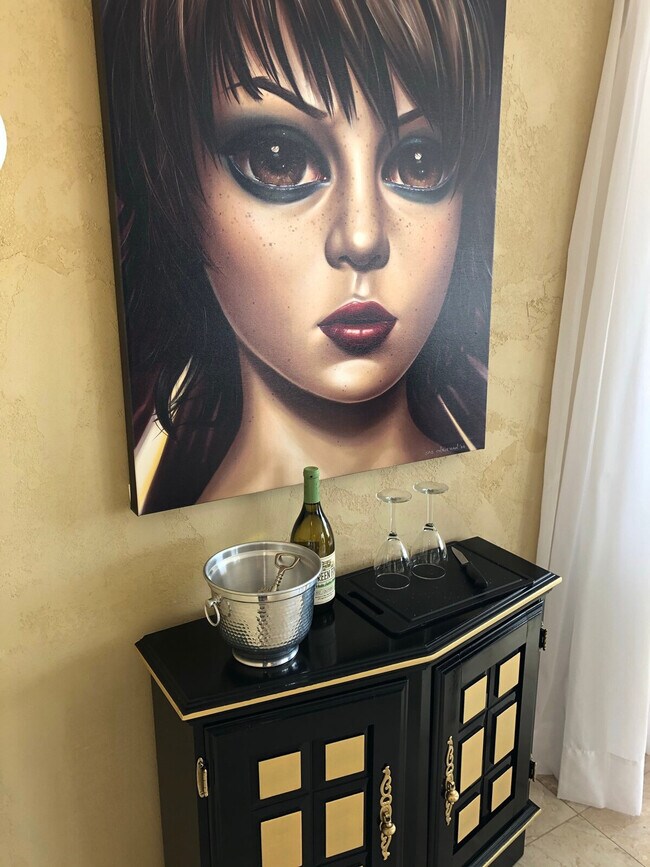 Building Photo - 4028 Beach Dr SW