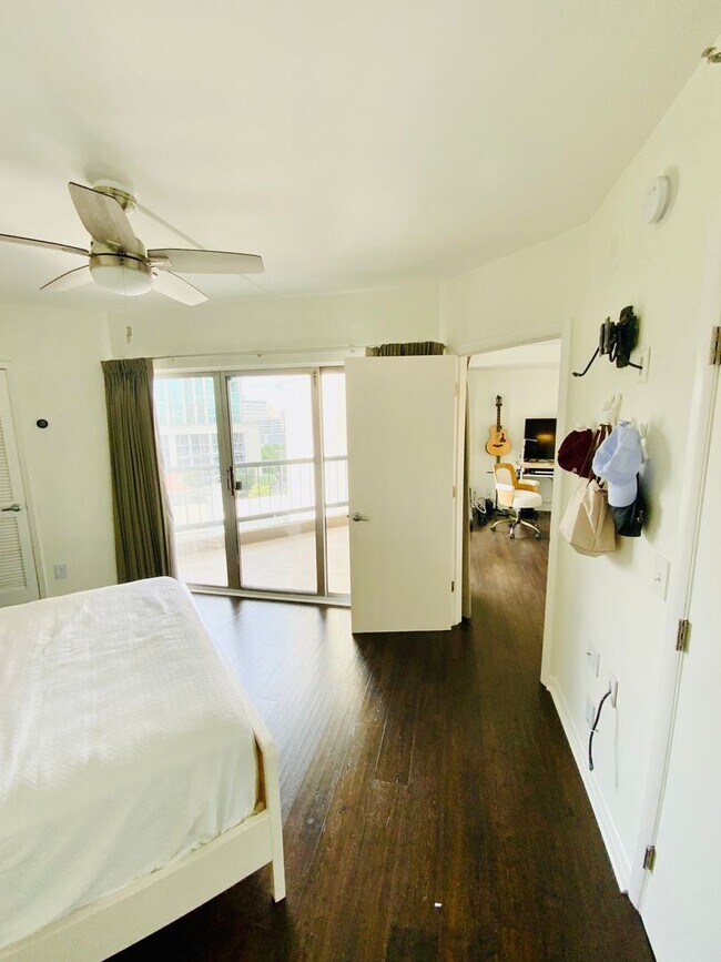 Building Photo - PRICE DROP. AVAILABLE NOW - JULY 31ST 2026. $1500 FURNISHED INCLUDING UTILITIES AND WIFI 1 BD 1 B...