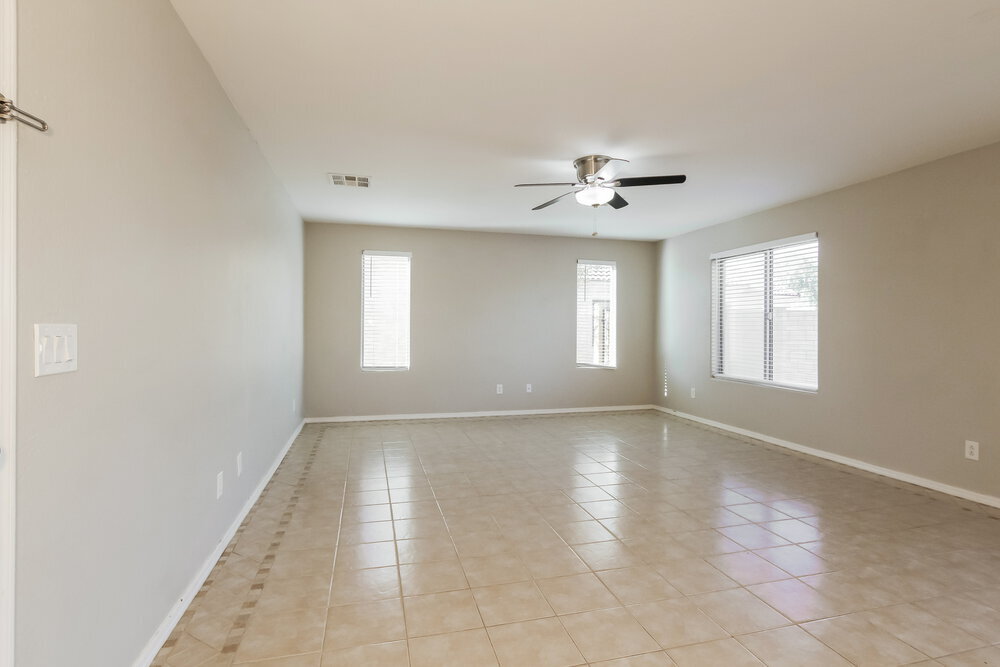 Building Photo - 1588 S 220th Ln