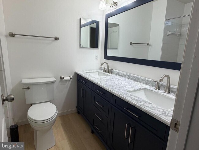 Building Photo - 20636 Albermarle Ln