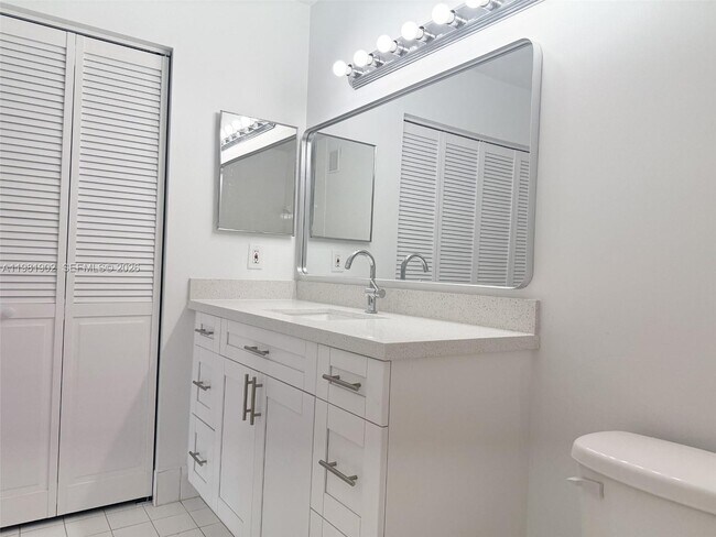 Building Photo - 2081 Renaissance Blvd