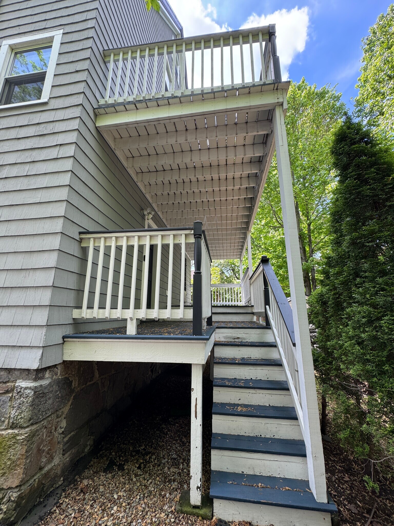 Building Photo - 7 Alcott St