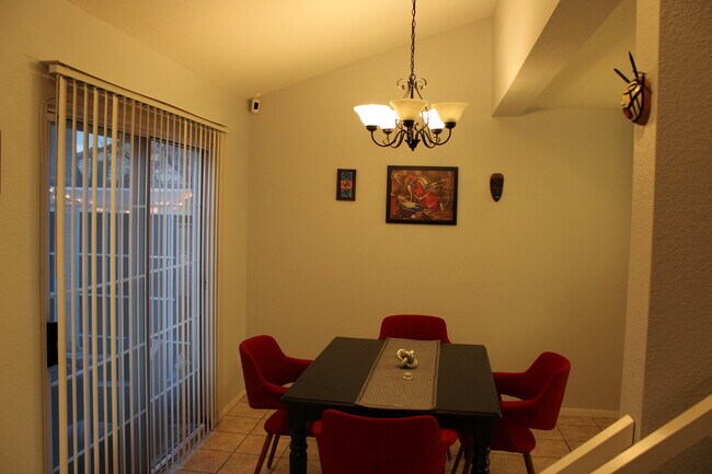 Building Photo - 7736 Allerton Ave