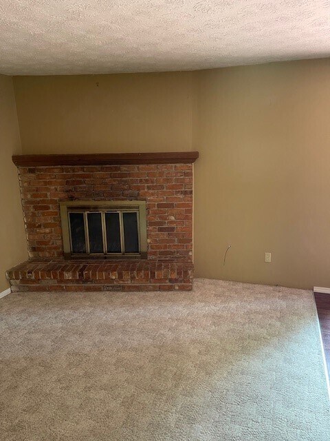 Building Photo - 2451 S Meadowbrook Ave