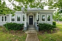 Building Photo - 76 Amity St
