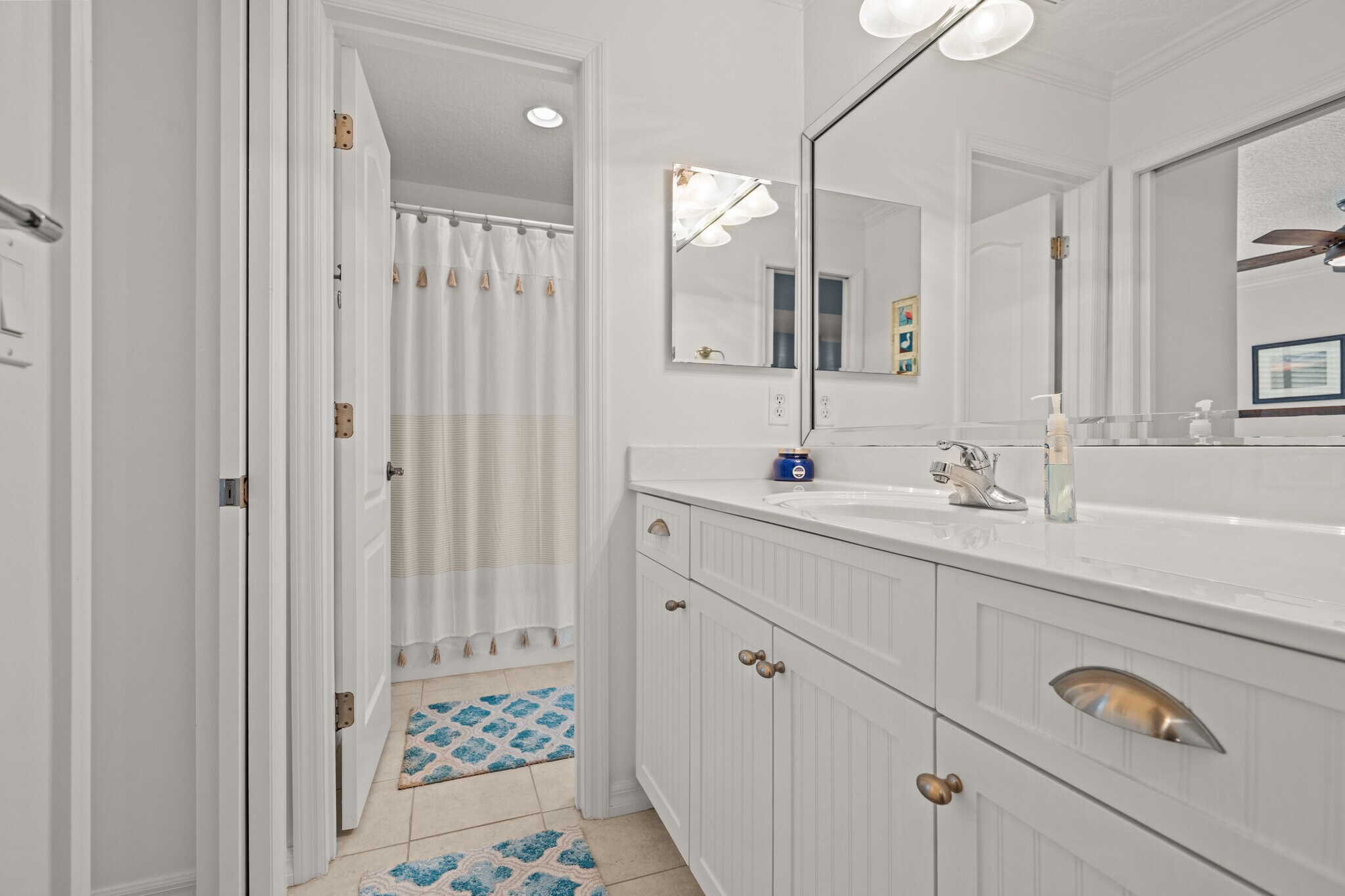 Building Photo - 788 Ocean Palm Way