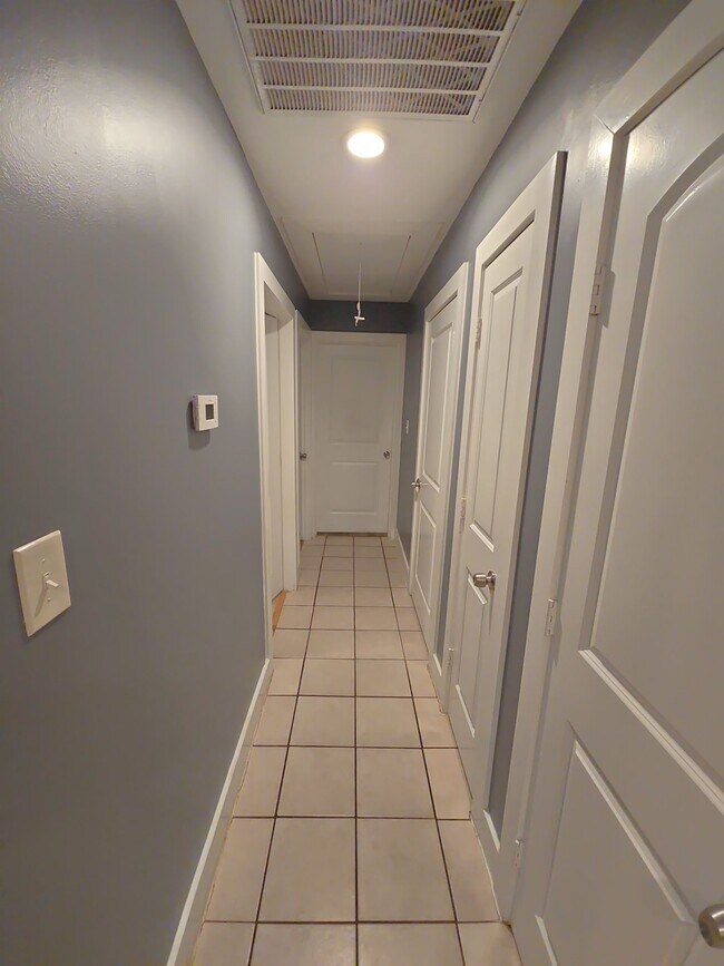 Building Photo - 11435 Raincove Dr