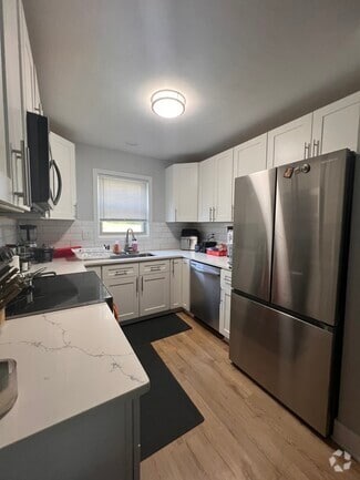 Building Photo - 1848 Bright View Dr