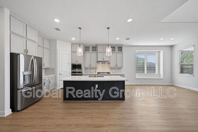 Building Photo - 6825 Hallie Lp