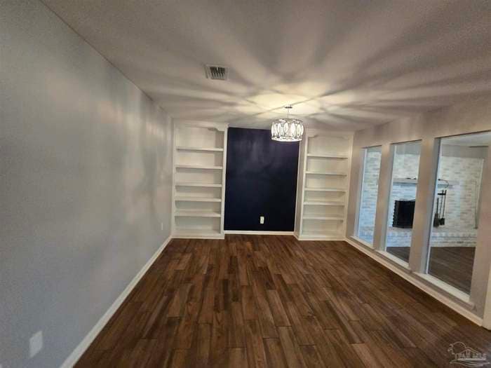 Building Photo - 3901 Croydon Rd