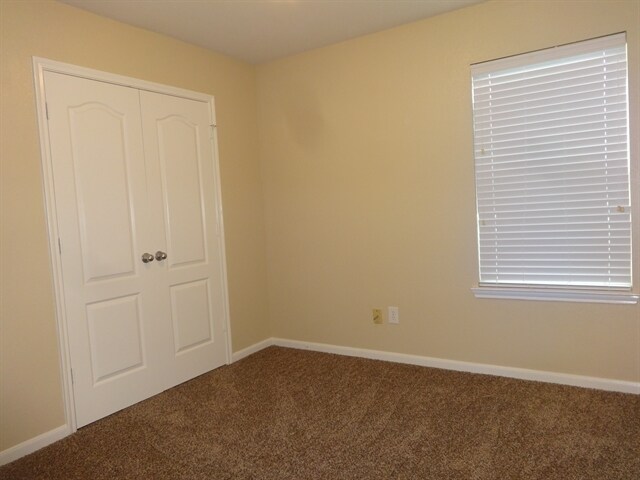 Building Photo - 20747 Cypress Post Dr