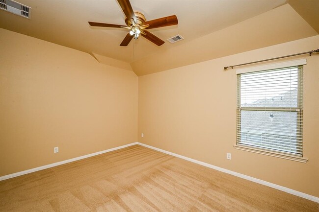 Building Photo - 7818 Iris Glen Ln