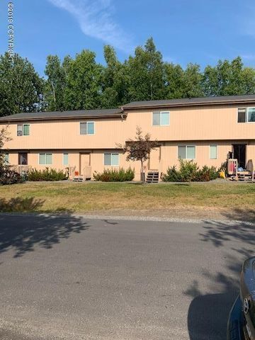 Building Photo - 1055 E Klatt Rd