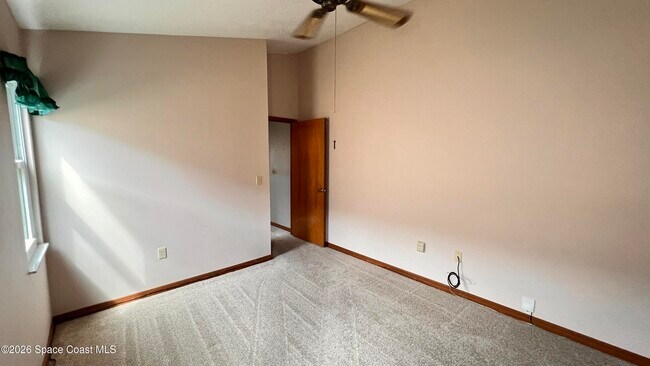 Building Photo - 1014 S Fork Cir