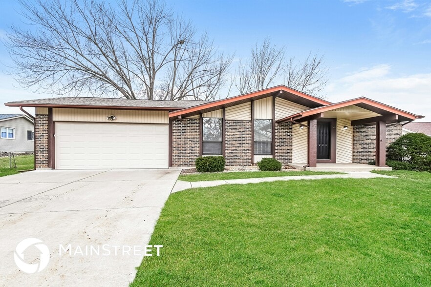 Building Photo - 4 Inverness Ct