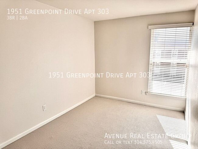 Building Photo - Bright 3-Bed Condo with Modern Updates & P...