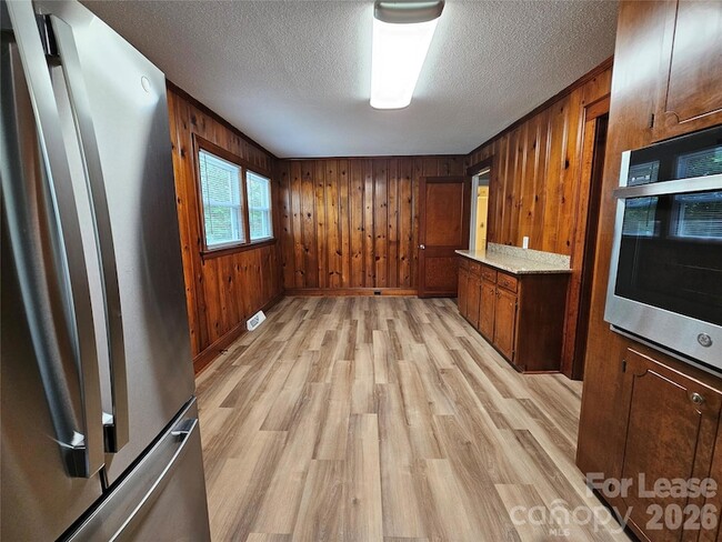 Building Photo - 1129 Costner Rd