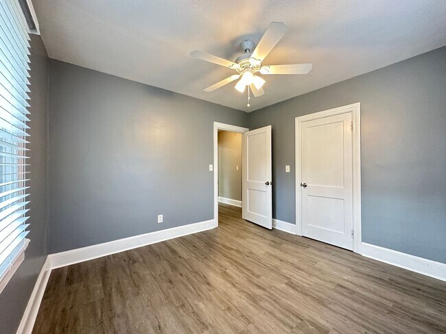Building Photo - Newly Renovated Charming Home for Rent in South Hill