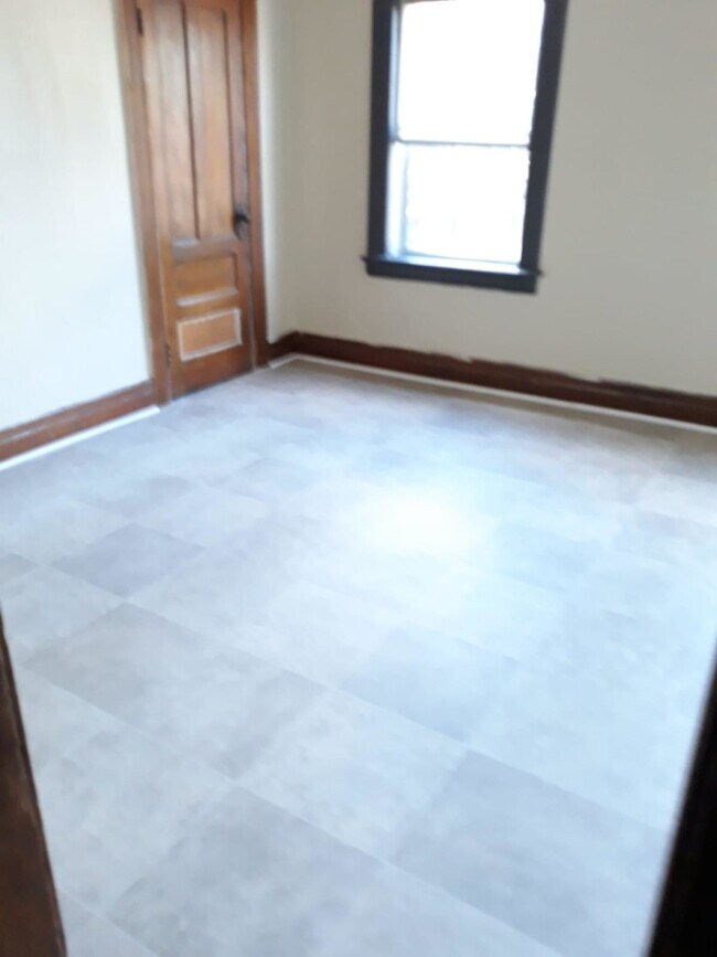 Building Photo - 57 Rialto St