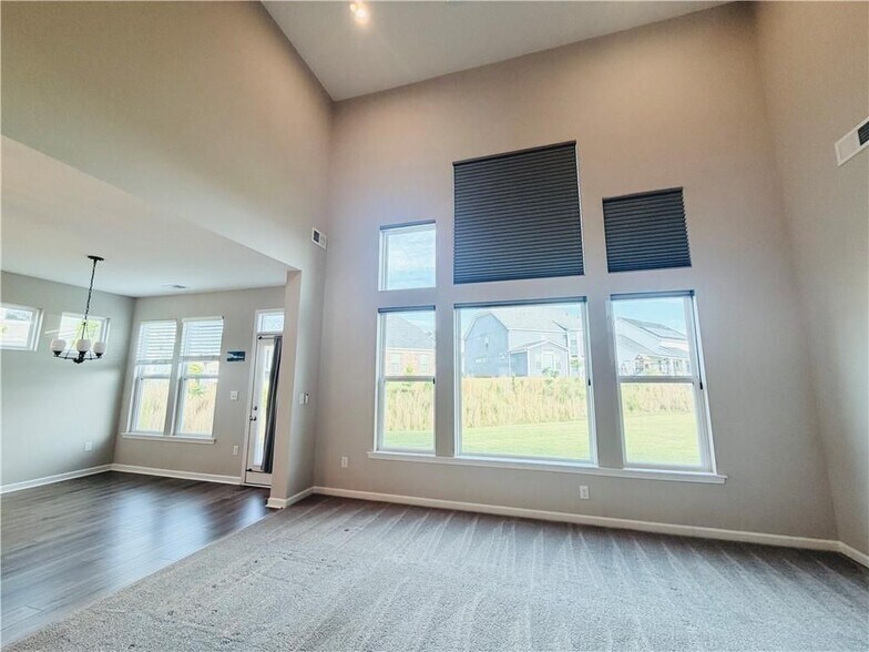 Building Photo - 607 Michigan Cir
