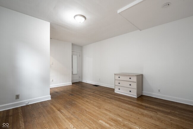 Building Photo - 4658 Hinesley Ave