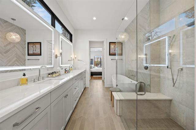 Building Photo - 4902 Linnet Ln