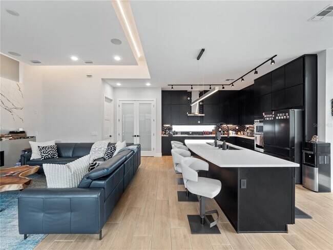 Building Photo - 239 Hampton Loop